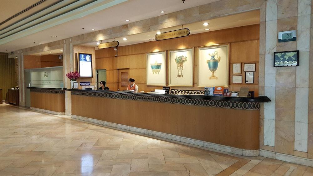 The Royal City Hotel Bangkok Buitenkant foto
