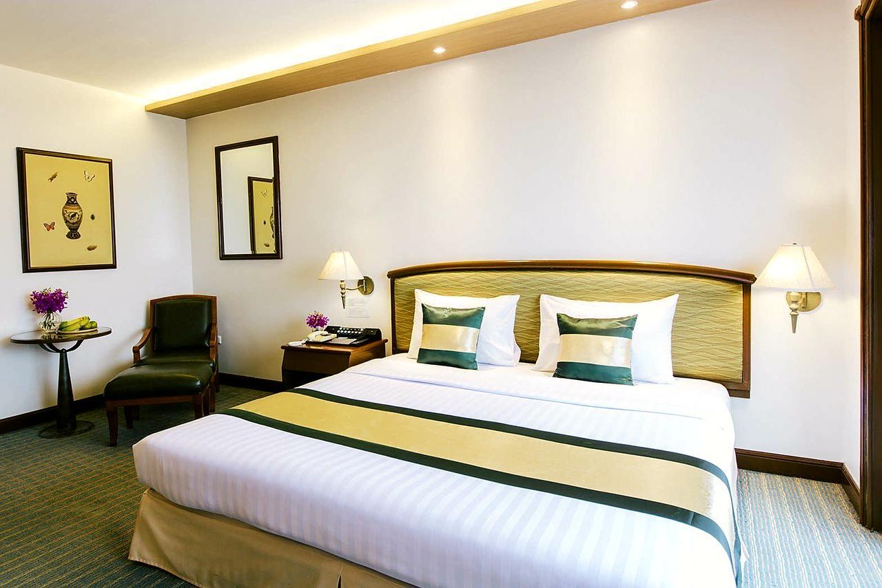 The Royal City Hotel Bangkok Buitenkant foto
