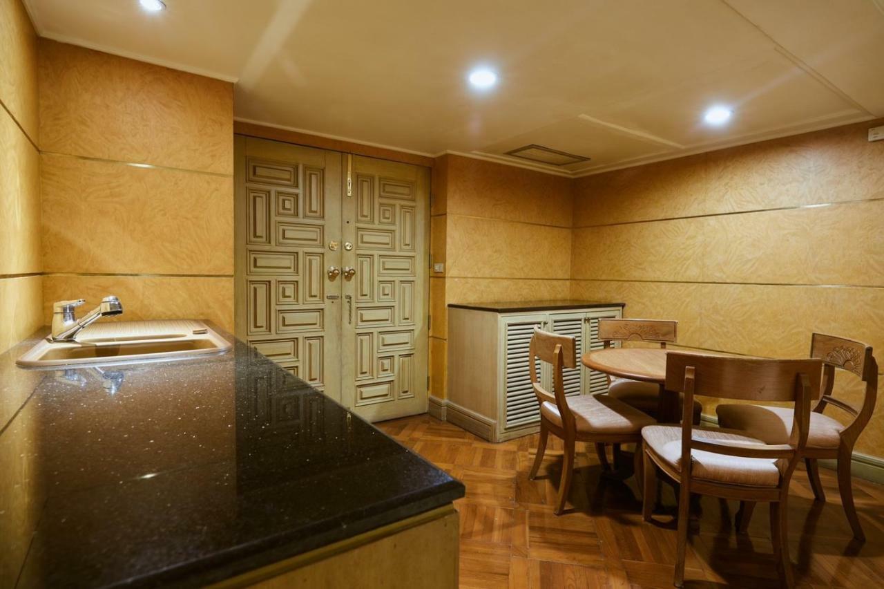 The Royal City Hotel Bangkok Buitenkant foto