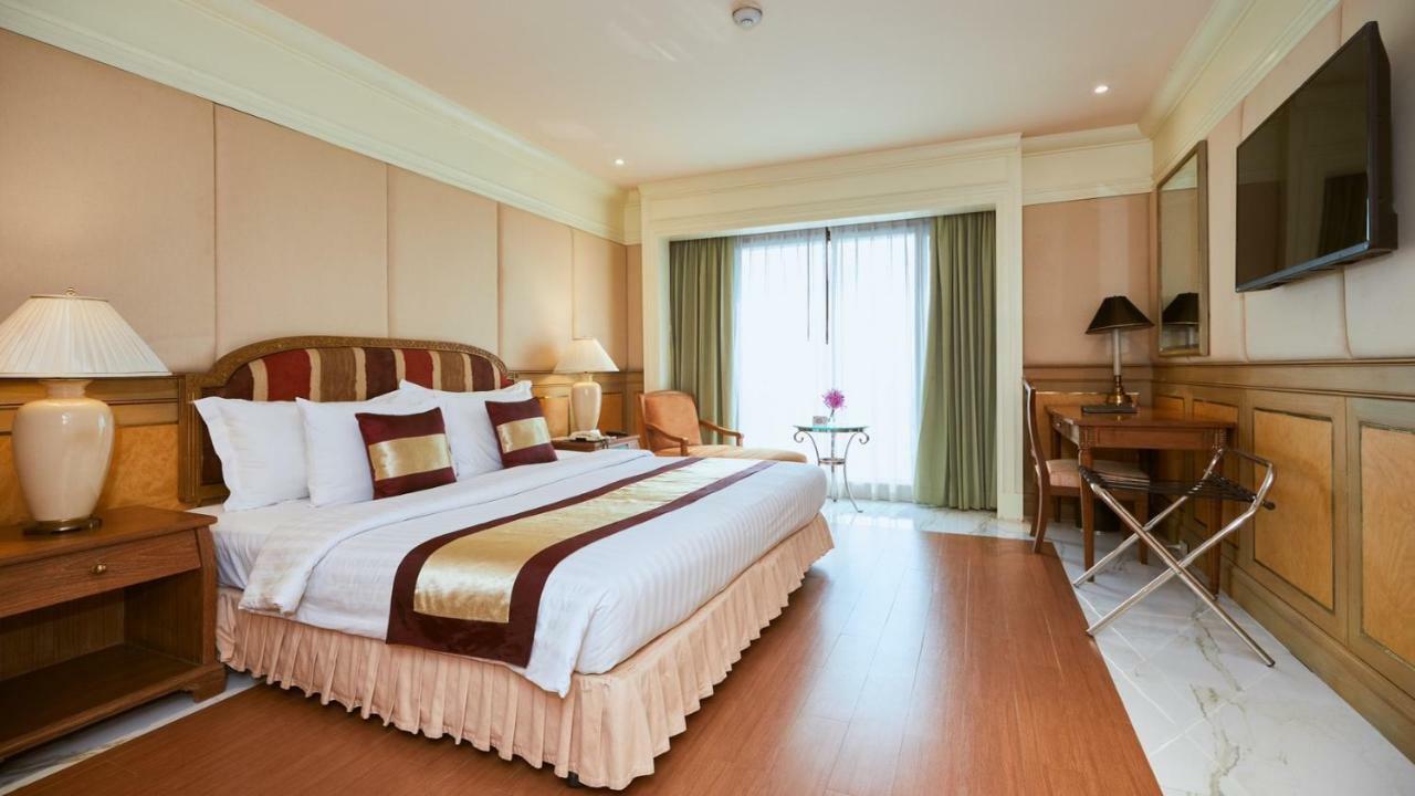 The Royal City Hotel Bangkok Buitenkant foto