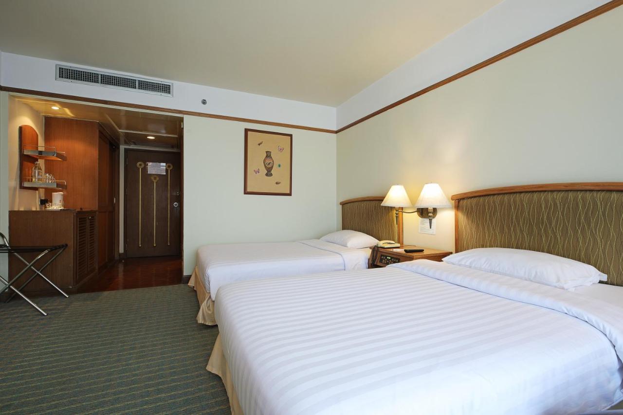 The Royal City Hotel Bangkok Buitenkant foto
